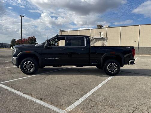 2026 GMC Sierra 2500 SLE