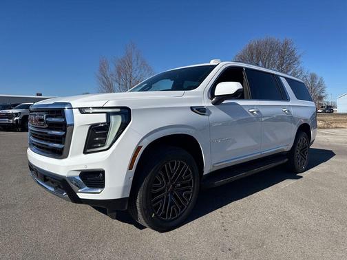 Summit White 2026 GMC Yukon XL 4WD Elevation