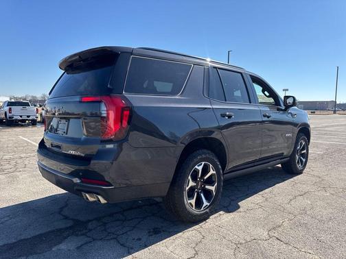 2026 GMC Yukon 4WD AT4