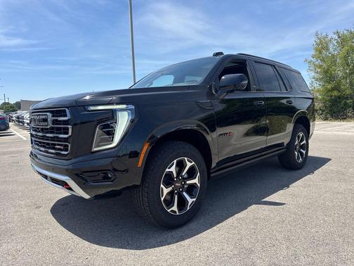 Onyx Black 2026 GMC Yukon 4WD AT4