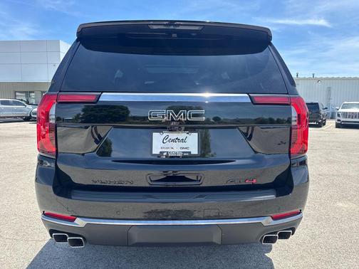 Onyx Black 2026 GMC Yukon 4WD AT4