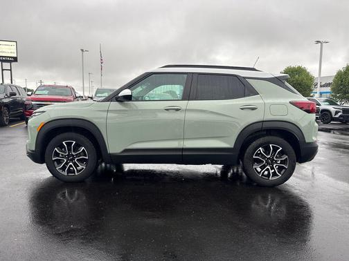 Cacti Green 2025 Chevrolet Trailblazer ACTIV