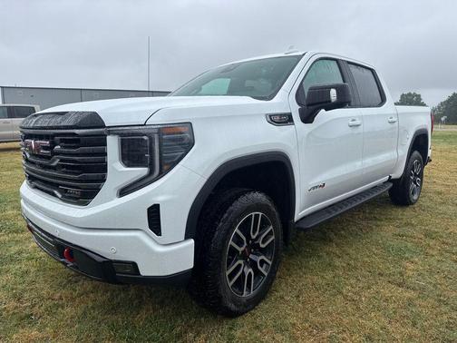 Summit White 2026 GMC Sierra 1500 AT4