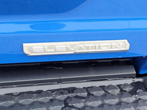 2025 GMC Canyon Elevation