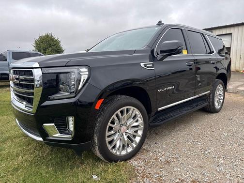2023 GMC Yukon SLT