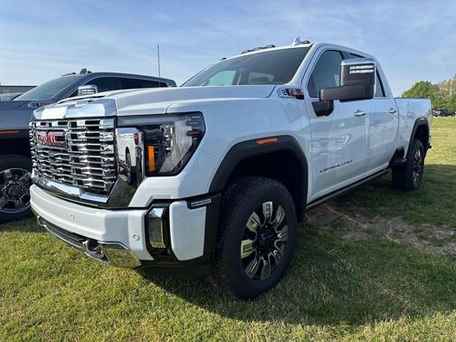 Glacier White Tricoat 2026 GMC Sierra 2500 Denali