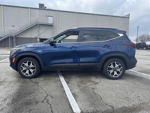 2021 Kia Seltos EX