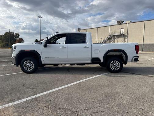 2026 GMC Sierra 2500 SLE