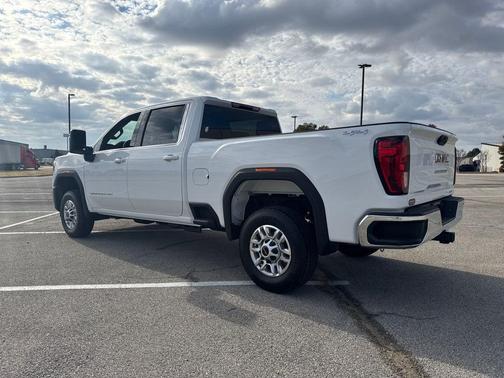 2026 GMC Sierra 2500 SLE
