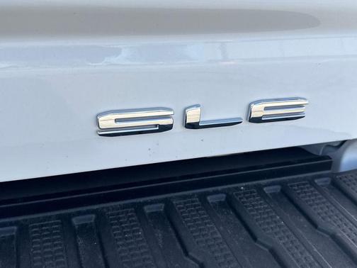 2026 GMC Sierra 2500 SLE