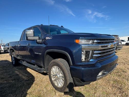 2022 Chevrolet Silverado 2500 High Country