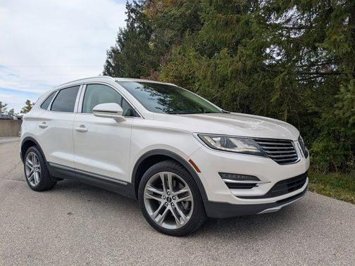 2015 Lincoln MKC Base