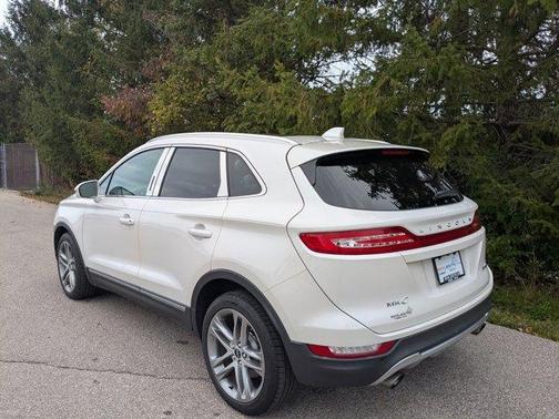 2015 Lincoln MKC Base