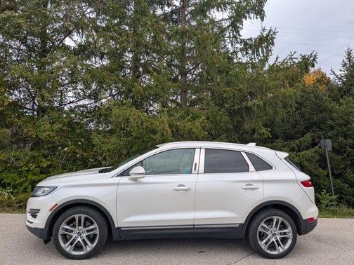2015 Lincoln MKC Base