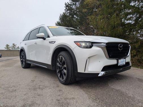 2024 Mazda CX-90 PHEV Premium Plus