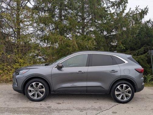 2023 Ford Escape Platinum