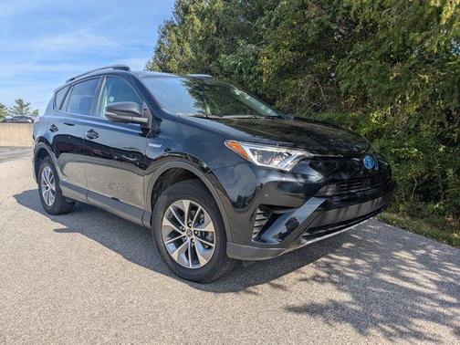 2018 Toyota RAV4 Hybrid XLE