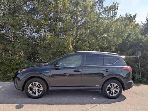 2018 Toyota RAV4 Hybrid XLE