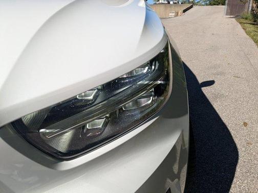2021 Volvo XC40 T5 Momentum