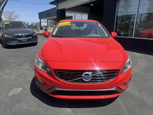 2017 Volvo S60 T5 Dynamic