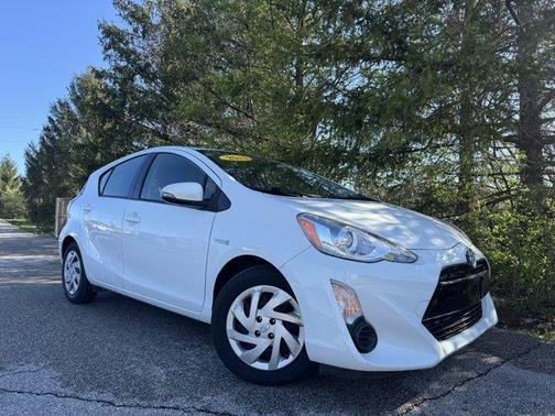 2015 Toyota Prius c Two