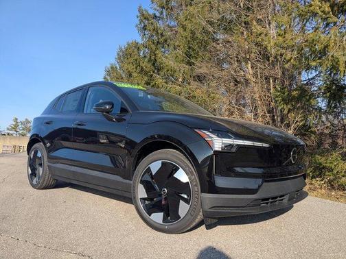 2025 Volvo EX30 Twin Motor Plus