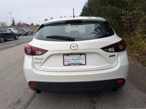 2016 Mazda Mazda3 i Sport