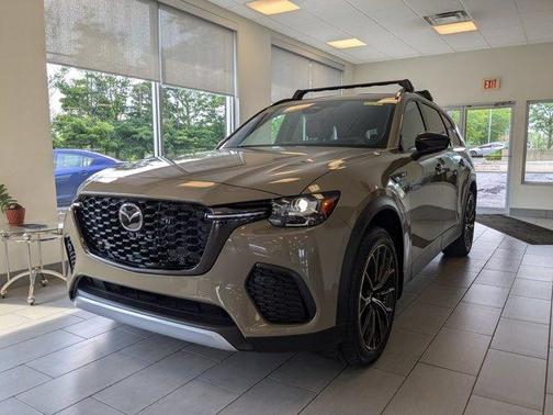 2025 Mazda CX-70 PHEV Premium Plus Package