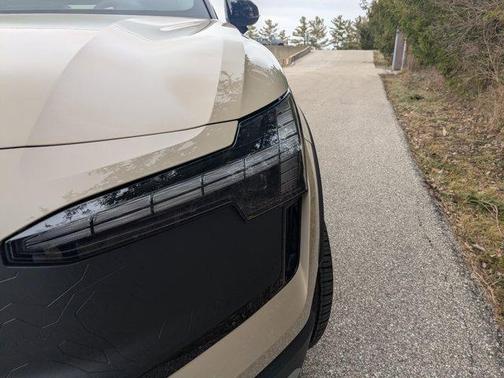 2026 Volvo EX30 TWIN MOTOR CROSS COUNTRY ULTRA