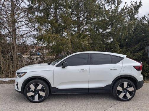 2024 Volvo C40 Recharge Pure Electric Twin Ultimate