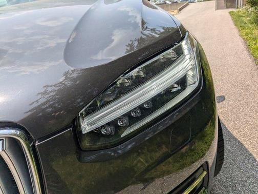 2024 Volvo XC90 Recharge Plug-In Hybrid T8 Plus Bright Theme 7-Seater