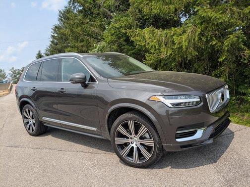 2024 Volvo XC90 Recharge Plug-In Hybrid T8 Plus Bright Theme 7-Seater