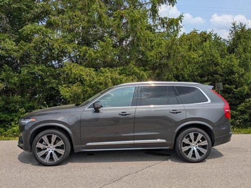 2024 Volvo XC90 Recharge Plug-In Hybrid T8 Plus Bright Theme 7-Seater