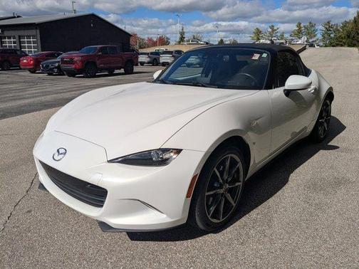 2016 Mazda MX-5 Miata Grand Touring
