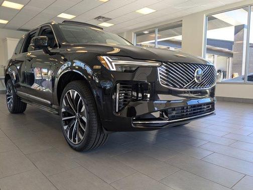 2026 Volvo XC90 B6 Plus 7-Seater