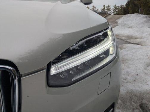 2022 Volvo XC90 Recharge Plug-In Hybrid INSCRIPTION