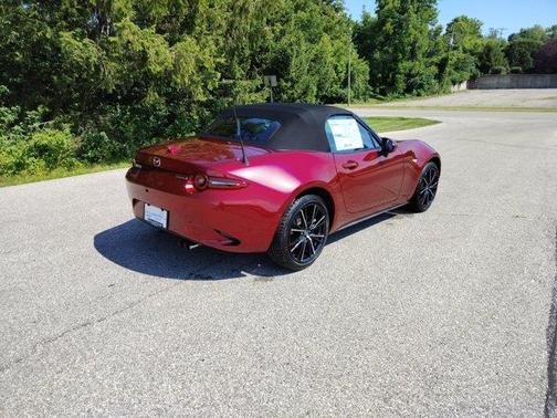 Soul Red Crystal Metallic 2026 Mazda MX-5 Miata Grand Touring