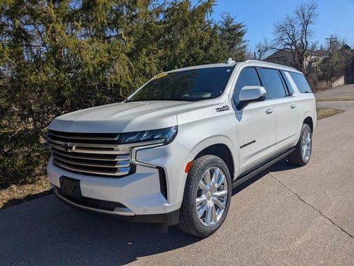 2023 Chevrolet Suburban High Country