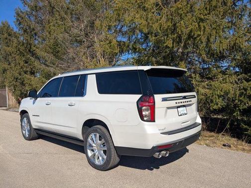 2023 Chevrolet Suburban High Country