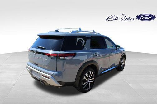 2024 Nissan Pathfinder Platinum 4WD