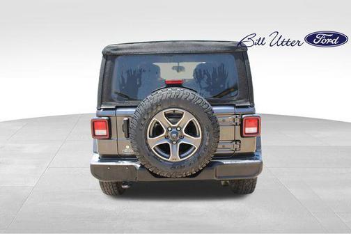 Granite Crystal Metallic Clearcoat 2018 Jeep Wrangler Unlimited Sport