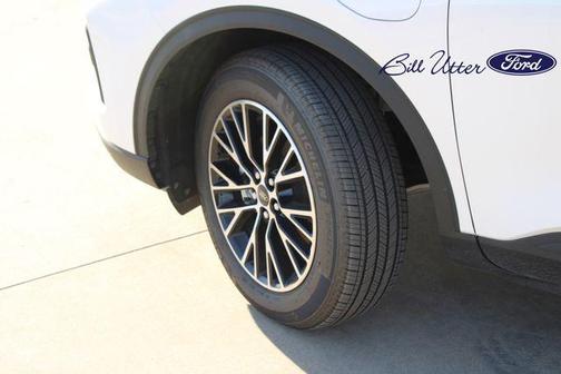 2025 Ford Escape PHEV SE