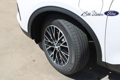 2025 Ford Escape SE