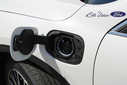 2025 Ford Escape SE