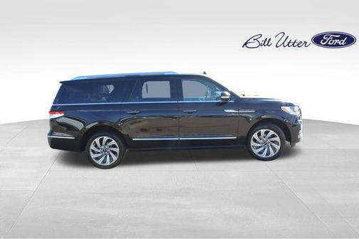2024 Lincoln Navigator Premiere