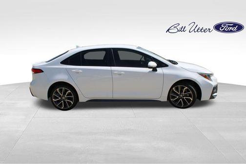 Super White 2021 Toyota Corolla SE