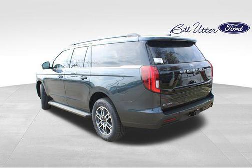 2025 Ford Expedition Max Active 4x2