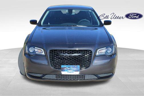 2023 Chrysler 300 Touring