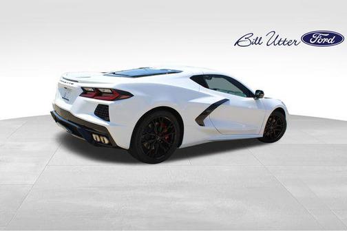 Arctic White 2025 Chevrolet Corvette Stingray w/1LT