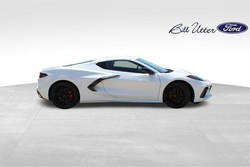 Arctic White 2025 Chevrolet Corvette Stingray w/1LT